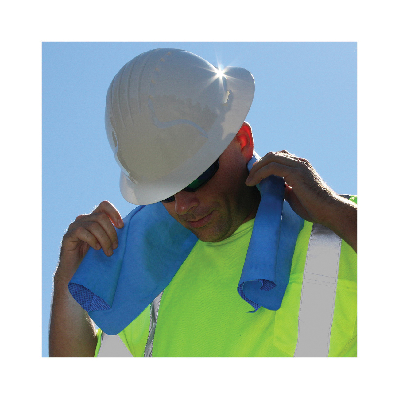 PIP 396-602-B EZ-Cool Evaporative Cooling Cooling Towel, Universal, Blue, Polyvinyl Alcohol - Cooling Headwear & Neckwear